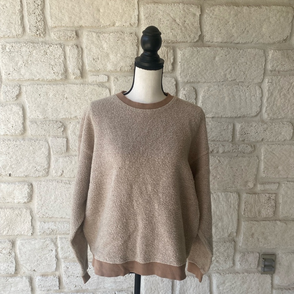 Outdoor Voices Women's Tan Sweater CrewneckWool Blend Cozy Fleece Pullover Sz LR